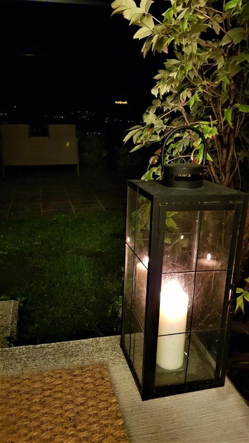 Blick Ueber Krems Mit Gartenpavillon Krems an der Donau Exterior foto