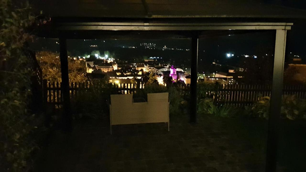 Blick Ueber Krems Mit Gartenpavillon Krems an der Donau Exterior foto