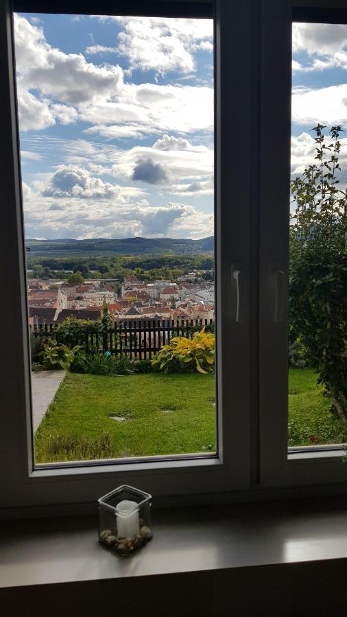 Blick Ueber Krems Mit Gartenpavillon Krems an der Donau Exterior foto